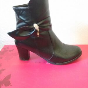 Saint G Women's Boots with Leather Upper (Black)